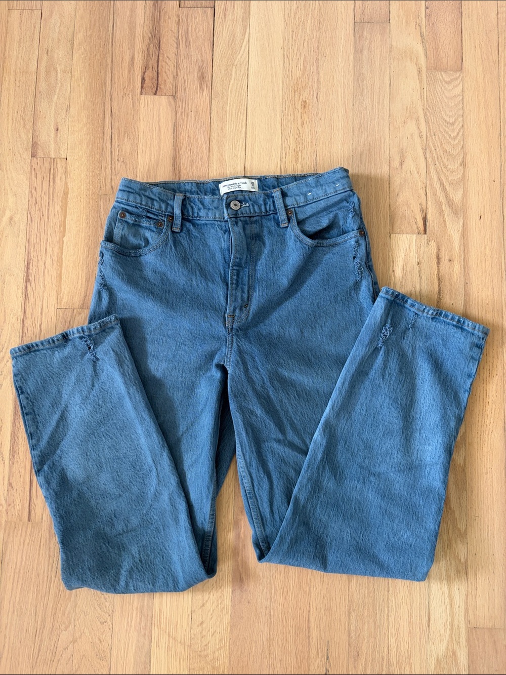 Abercrombie & Fitch Women’s Straight-Leg Jeans in Mid Blue